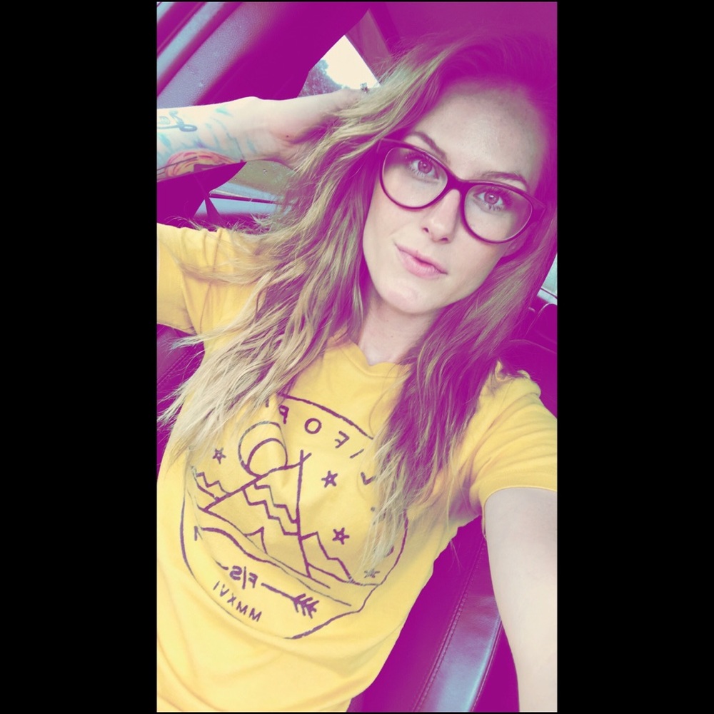 Follow, share, repeat 